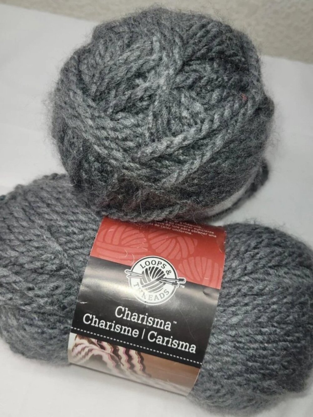 Loops & threads Charisma yarn charcoal grey 109 yards per skan craft knitting